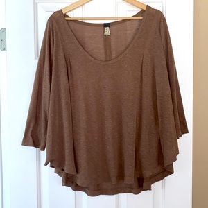 We The Free swing top, heathered green